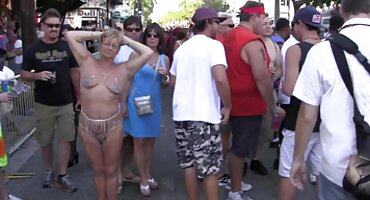 jordi el nino polla sex CorvAnder Corvus sex dâm fucks hai cô gái.