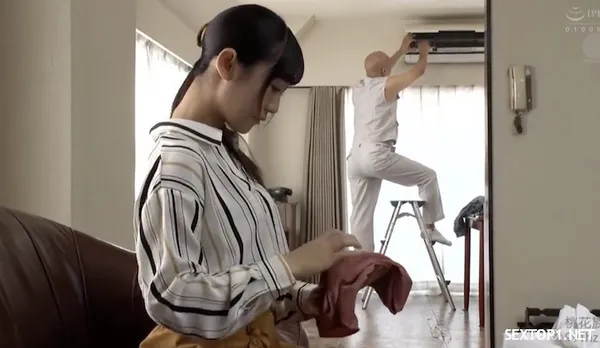 sex pong kyubi Thiếu thốn, vợ yêu lén lút với tên thợ sửa điều hòa