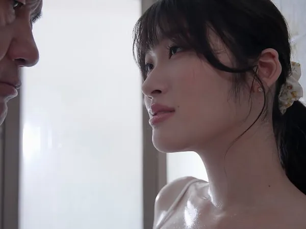 qhim sex Người chồng bỏ bê, cô vợ được ông chú giúp thỏa mãn cơn nứng lồn lồn